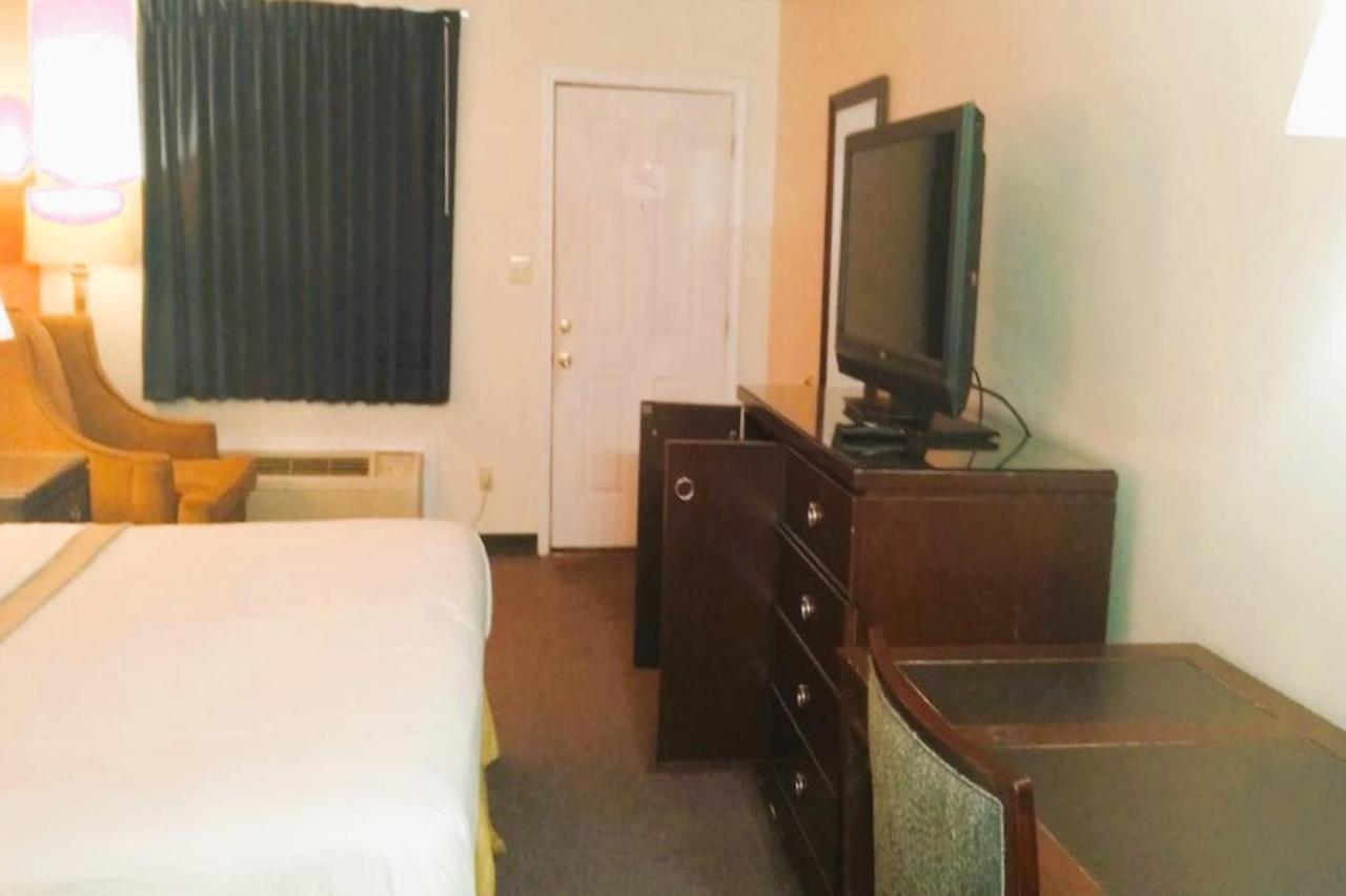 Oyo Hotel Mcintyre Ga, Us 441 Εξωτερικό φωτογραφία